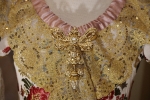 Amatista y ?palo, los colores escogidos por las Reinas Falleras de Burriana  para sus trajes oficiales