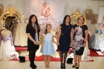 Amatista y ?palo, los colores escogidos por las Reinas Falleras de Burriana  para sus trajes oficiales