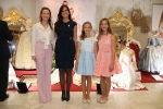 Amatista y ?palo, los colores escogidos por las Reinas Falleras de Burriana  para sus trajes oficiales