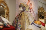 Amatista y ?palo, los colores escogidos por las Reinas Falleras de Burriana  para sus trajes oficiales