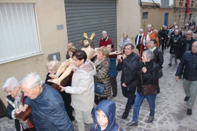 Alfondeguilla recibe al Cristo del Calvario tras su restauracin