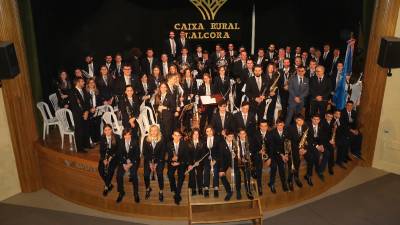 Brillante acto-concierto de bienvenida de los 17 nuevos m�sicos de la Banda de Alcora