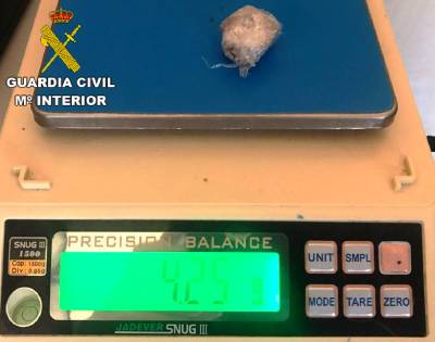 La Guardia Civil detiene a una persona por intentar introducir droga en el Centro Penitenciario de Alboccer