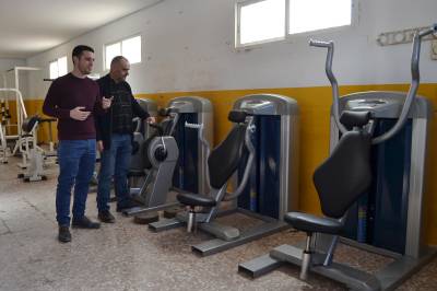 El Ayuntamiento de la Vall d?Uix renueva 10 mquinas del gimnasio de la Pista de Atletismo 