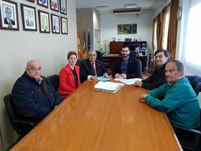 El Ayuntamiento de l?Alcora recibe una valiosa aportación documental para el archivo municipal