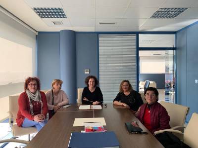 L'Ajuntament d'Almenara dona suport a les reivindicacions de les treballadores de la neteja de l'institut