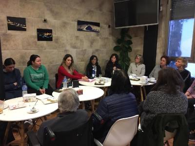 Caf-Tertlia, primer acto de la Setmana de la Dona en Vilafranca, espacio de dilogo entre mujeres