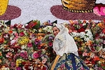 L'Ofrena llena de solemnidad y emoción el último día de Fallas de Borriana que se cerraban con la Cremà
