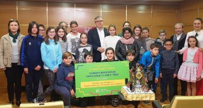Entrega del Premio Fundacin Caja Castelln del XVI Concurso infantil de maquetas de la A.C. Gaiata 15 