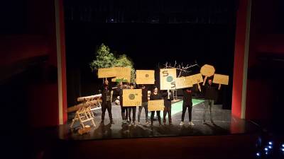 Alta participacin escolar en el concurso literario por el Da del rbol