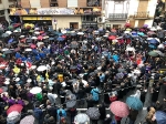 La lluvia no pudo con el poderío de la Rompida de la Hora de Alcora