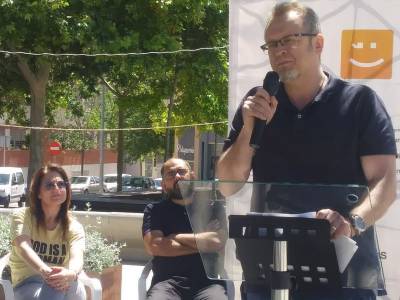 La Junta Electoral dóna la raó a Compromís i exigeix a l'equip de govern de Benicàssim retirar un cartell de propaganda institucional