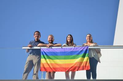 El Ayuntamiento de Oropesa del Mar se suma por primera vez al Día del Orgullo LGTBI