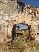 Podem Borriana  lamenta el deterioro de los edificios anexos a la Torre de Carabona