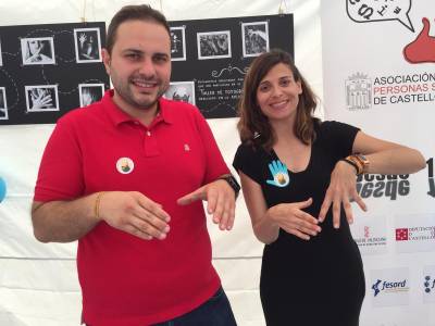 Castell colabora en la mejora de la accesibilidad de personas sordas y sordociegas