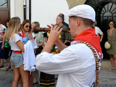La Dansa dels Peregrins inicia un dels dies més intensos de les Festes d'Agost de Morella