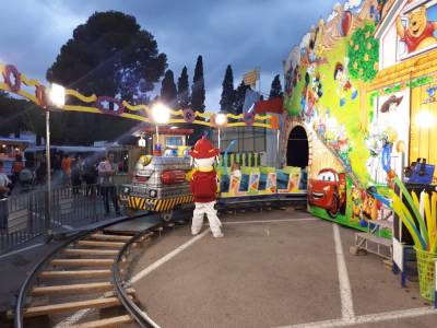 La fira d'atraccions de les festes d'Almenara apagar la msica i llum una hora al da per als autistes