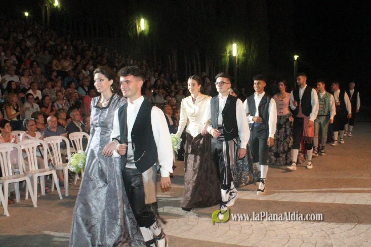 Les festes patronals d'Almenara comencen amb la presentació dels festers i festeres