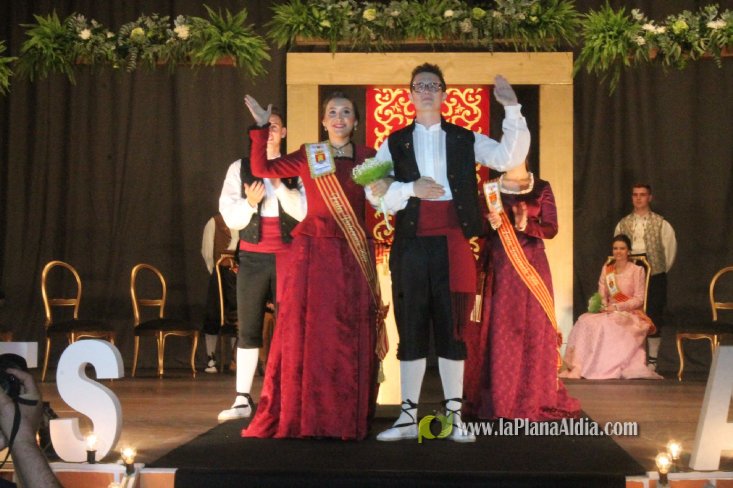 Les festes patronals d'Almenara comencen amb la presentació dels festers i festeres