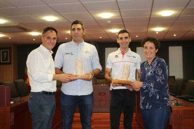 Ballester felicita a los hermanos Cabedo por su participacin en La Vuelta