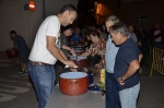 Xilxes reparte 2100 raciones de carne de toro en una de las noches más participativas de las fiestas 