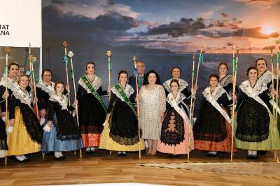 Castell promociona el 75 aniversario de la Magdalena en Fitur con reinas, gaiatas y collas 