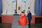 Sant Blai exalta a sus falleras y cierra el ciclo de presentaciones falleras