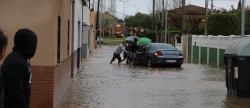 inundacions-indignacio-i-rescat-de-persones-en-el-port-de-borriana