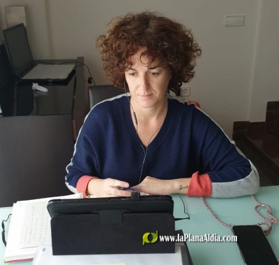 Estíbaliz Pérez demana a Barrachina que 'no s'amague' i aparte ja del càrrec de portaveu de Càlig a Robles Collell 'per usar les xarxes socials per a amenaçar de mort i insultar'