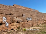 El Castell de la Vilavella apareix ple de pintades i grafitis