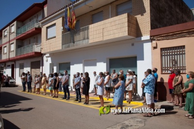 Cabanes guarda un minuto de silencio en memoria de las víctimas de La Ribera