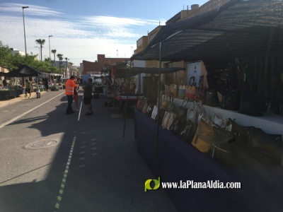 Nules amplía el Mercado Ambulante de la playa hasta finales de septiembre