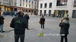 L'hostaleria realitza la primera casserolada a les portes de l'Ajuntament, per? sense el suport de l'Equip de Govern