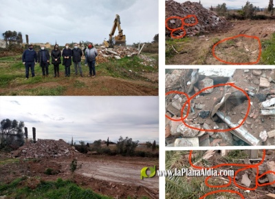 El Equipo de Gobierno se hizo fotos en Golf Sant Gregori mientras la excavadora rompa trozos de fibrocemento