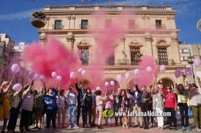 Castell y la AECC conmemoran el Da Mundial contra el Cncer de Mama