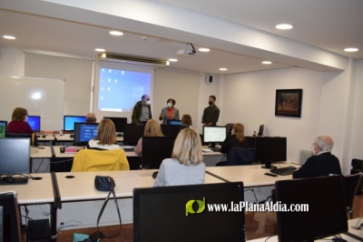 La Fundaci Caixa Rural Vila-real y el Ayuntamiento reeditan los cursos de iniciacin a la informtica