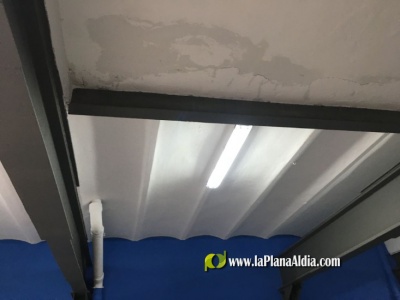 Arreglan el paso cubierto de la Terraza Pay y se olvidan de impermeabilizar la cubierta