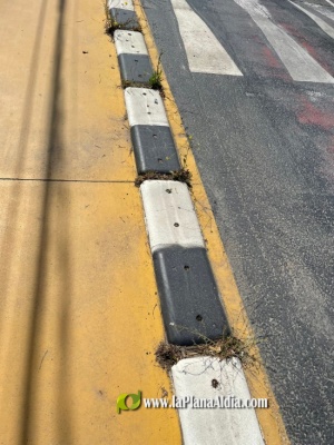 Aparecen nuevos desperfectos en el firme del carril ciclopeatonal del Grao