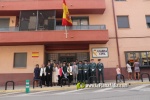 Autoridades, reina y dama y poblaci?n en general con la guardia civil y la Virgen del Pilar