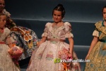 Mar?a Olivas Vidal  ja llueix la banda que la acredita com a Reina Fallera infantil de Burriana 2023