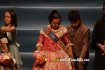 Mar?a Olivas Vidal  ja llueix la banda que la acredita com a Reina Fallera infantil de Burriana 2023