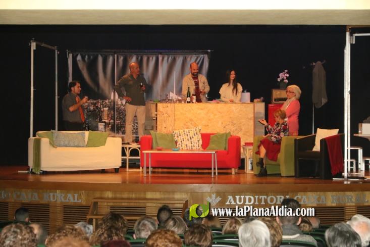 Clausura de la XIX Mostra de Teatre de l'Alcora que ha llenado durante 4 fines de semana el Auditorio de la Caixa Rural alcorina