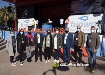 Les Alqueries da el pistoletazo de salida a la primera etapa de la 73 edicin de la Vuelta Ciclista a la Comunidad Valenciana