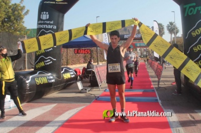 Rubén Pascual i Patricia Barreda s'imposen en el retorn de l'Almenara Xtrem