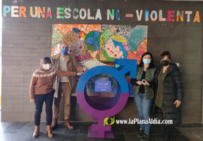 Moncofa reciclará plástico para transformarlo en mobiliario urbano