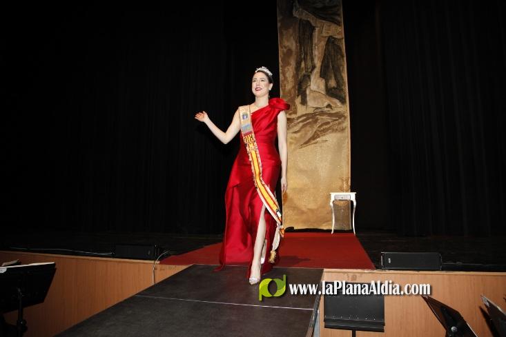 Marta Guzm?n ja 'reina' en les festes de Sant Vicent de la Vall