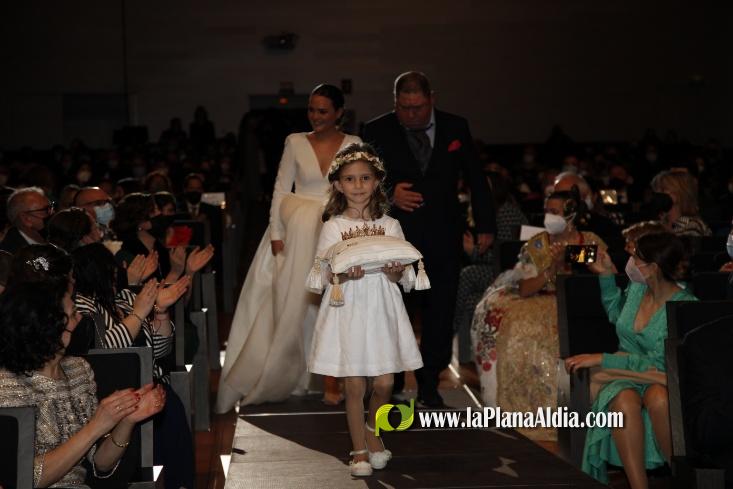 Marta Guzm?n ja 'reina' en les festes de Sant Vicent de la Vall