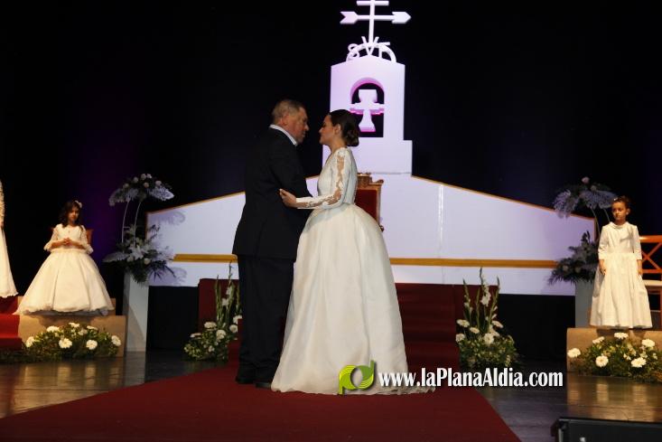 Marta Guzm?n ja 'reina' en les festes de Sant Vicent de la Vall