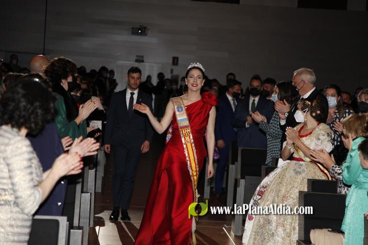 Marta Guzm?n ja 'reina' en les festes de Sant Vicent de la Vall