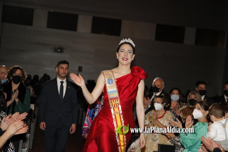 Marta Guzm?n ja 'reina' en les festes de Sant Vicent de la Vall